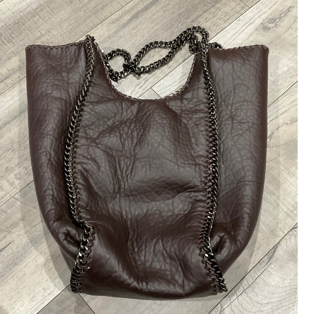 Moda luxe Brown Pebble Leather Shearling Lined Chain Trim Tote Bag Hobo
